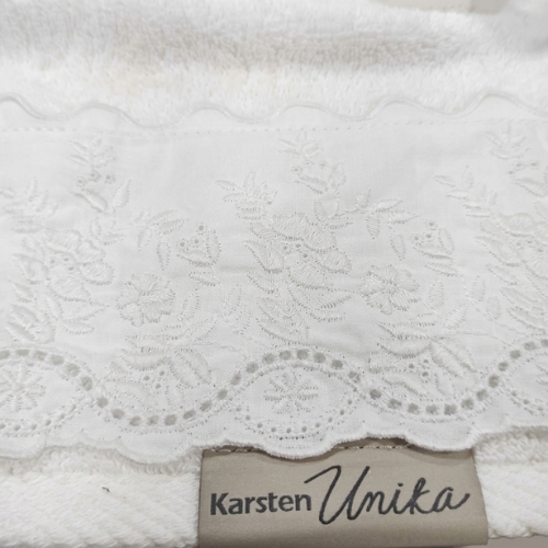 TOALLA FACIAL BLANCA ANTONIA KARSTEN - Imagen 3