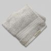 TOALLA FACIAL GRIS CLARO MAGNA KARSTEN - Thumbnail Image 2